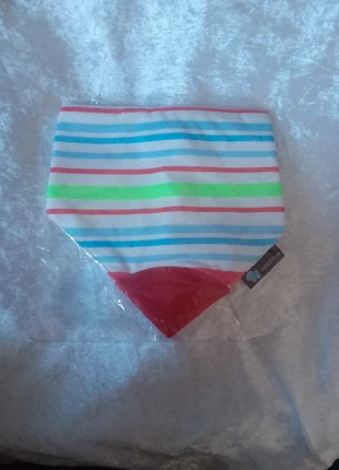 Set van 4 punt slabbetjes 1 prijs nieuw, merk: Hongrun, staat: Nieuw met prijskaartje, € 2,00, € 2,80 inclusief Kopersbescherming