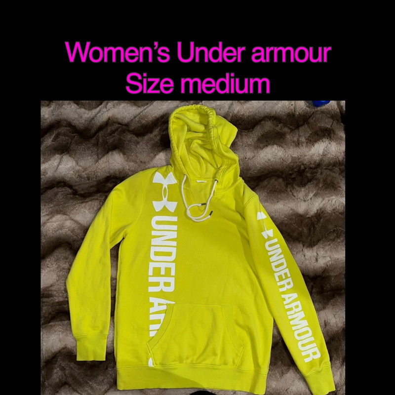 Women’s medium under armour hoodie 1