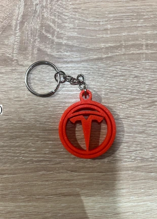 Porte-Clé Tesla - Accessoire Geek Automobile, marke: Unique, zustand: Sehr gut, 2,90 €, 3,75 € inklusive Vinted-Käuferschutz