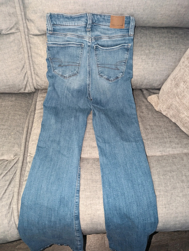 Size 0 American Eagle flare jeans- like new 2