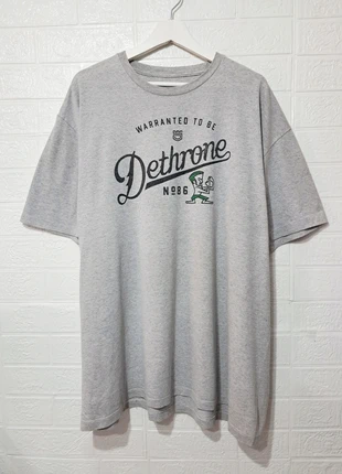 grey retro vintage print t-shirt Dethrone, marca: Vintage, estado: Muy bueno, tamaño: XXL, 14,00 €, 15,40 € Protección al comprador incluida