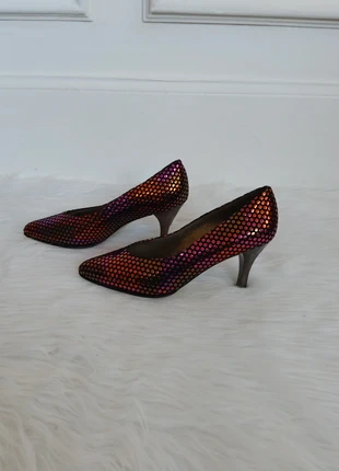Escarpins coloré à strass rouge et rose petit talon vrai cuir taille 37 j.metayer, brand: J. Metayer, condition: Very good, size: 37, €10.00, €11.20 includes Buyer Protection