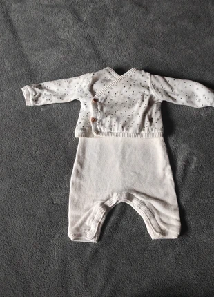 Ensemble bébé combinaison+ gilet, marque: Orchestra bébé, état: Bon état, taille: Jusqu'à 1 mois / 50 cm, 3,00 €, 3,85 € Protection acheteurs incluse