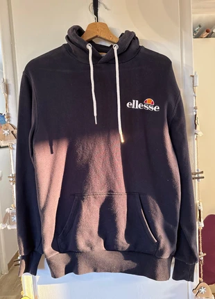 Sweat-shirt ellesse, brand: Ellesse, condition: Very good, size: S, €4.00, €4.90 includes Buyer Protection