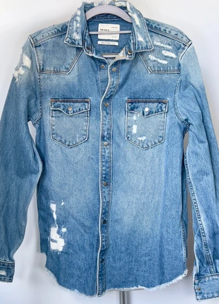 Magnifique Veste En Jean Bleu Zara Homme Taille S, marke: Zara, zustand: Sehr gut, größe: S, 7,90 €, 9,00 € inklusive Vinted-Käuferschutz