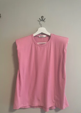 Camiseta Co'couture talla M, marca: Co'couture, estado: Novo sem etiquetas, tamanho: M / 38 / 10, €25.00, €26.95 inclui Proteção do Comprador