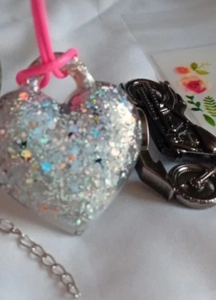 🎁🎄superbe pendentif tendance original cœur enneigé en résine creation unique Maman la beauté, marque: Maman la beaute, état: Neuf sans étiquette, 10,00 €, 11,20 € Protection acheteurs incluse