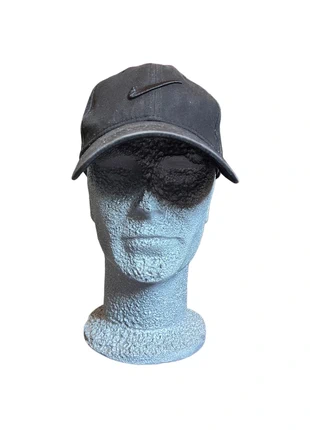 Casquette Nike noire classique – swoosh brodé, brand: Nike, condizioni: Buone, taglia: Taglia unica, €11.00, €12.25 include la Protezione acquisti