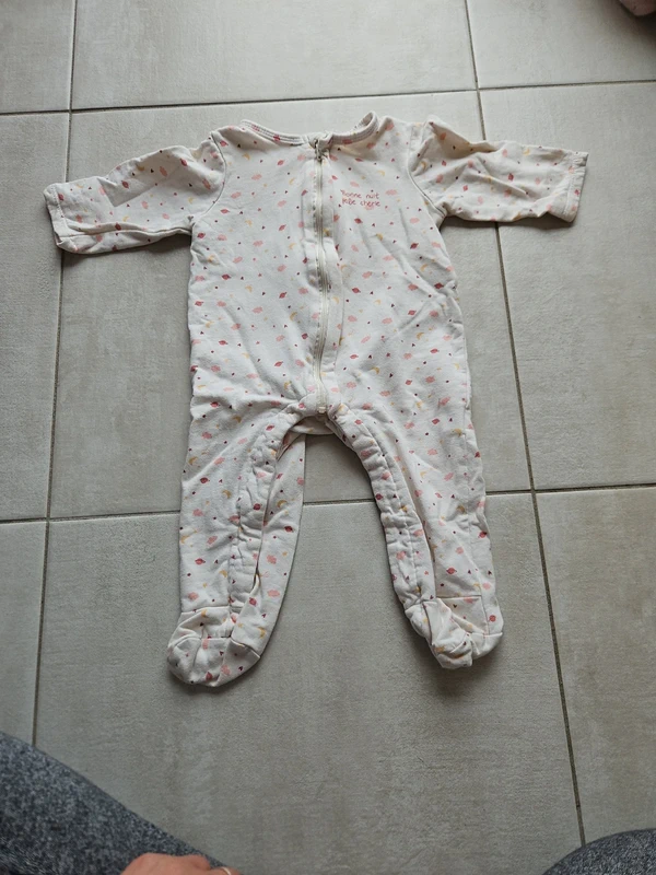 Pyjamas 12 mois - photo numéro 6