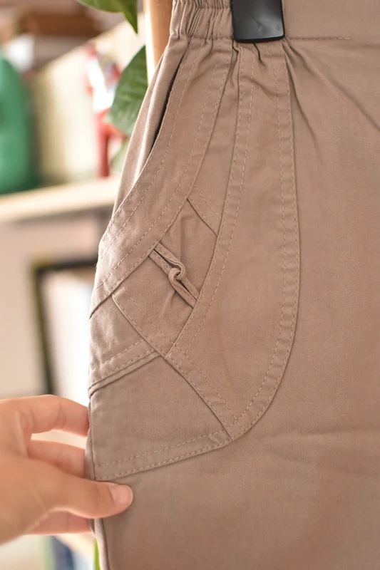 Short vintage beige, taille 36, en très bon état - photo numéro 4