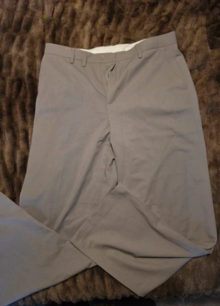 Pantalon costume neuf Zara, merk: Zara, staat: Nieuw zonder prijskaartje, maat: XL, € 12,00, € 13,30 inclusief Kopersbescherming