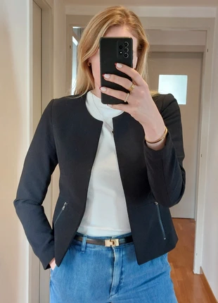 Black Zipped Jacket (Size: M), marque: ONLY, état: Très bon état, taille: M / 38 / 10, 14,00 €, 15,40 € Protection acheteurs incluse