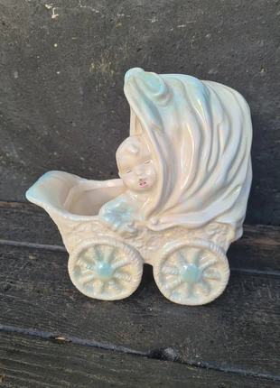 Retro Vaasje kinderwagen, staat: Heel goed, € 7,00, € 8,05 inclusief Kopersbescherming