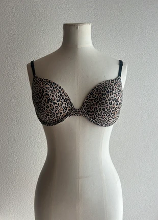 PINK leopard bra, marque: Pink, état: Bon état, taille: 90C, 3,00 €, 3,85 € Protection acheteurs incluse