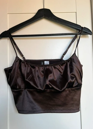 Bruin satijnen crop topje - H&M Divided - maat M, marque: H&M Divided, état: Neuf sans étiquette, taille: M / 38 / 10, 10,00 €, 11,20 € Protection acheteurs incluse