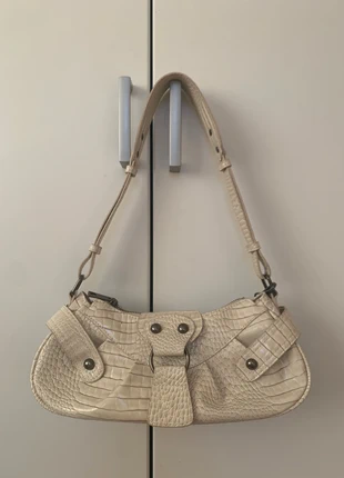 Tasche weiß y2k urban outfitters, marke: Urban Outfitters, zustand: Sehr gut, 14,00 €, 15,40 € inklusive Vinted-Käuferschutz