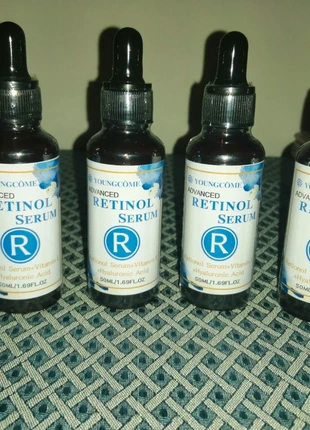 Siero al Retinolo + Vitamina E + Acido ialuronico 50 ml - 4 bottiglie , marque: retinolo, état: Neuf avec étiquette, 19,00 €, 20,65 € Protection acheteurs incluse