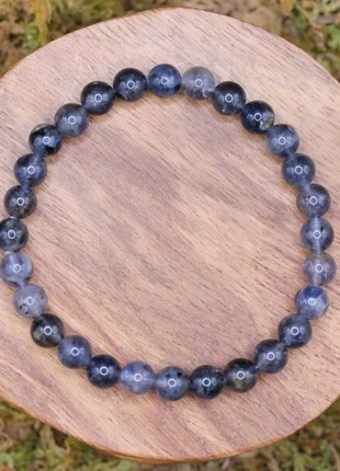 Bracelet en Cordierite authentique 🖤, merk: Coutumes et Rituels, staat: Nieuw met prijskaartje, € 17,00, € 18,55 inclusief Kopersbescherming Pro