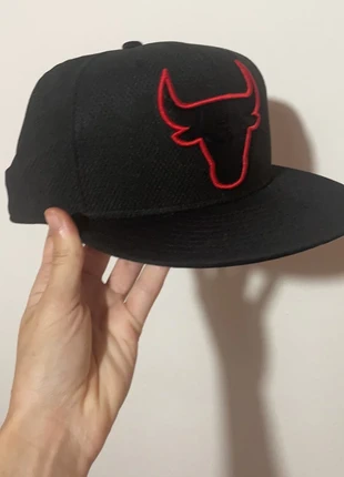 Cappellino new era Chicago Bulls, merk: New Era, staat: Nieuw met prijskaartje, maat: 56, € 15,00, € 16,45 inclusief Kopersbescherming