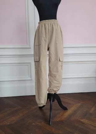 Pantalon cargo beige Shein à poches, style streetwear décontracté, taille M, brand: Shein, condition: Very good, size: M / 38 / 10, €5.00, €5.95 includes Buyer Protection