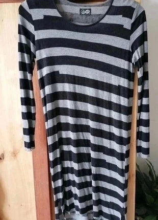 Cheap Monday Dress , merk: Cheap Monday, staat: Heel goed, maat: XS / 34 / 6, € 5,00, € 5,95 inclusief Kopersbescherming