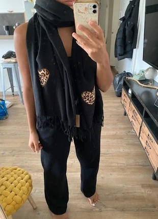 Écharpe léopard neuve, état: Neuf avec étiquette, 9,00 €, 10,15 € Protection acheteurs incluse