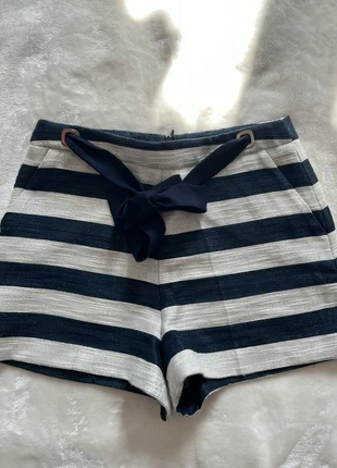 Short rayures Kocca, brand: Kocca, condizioni: Ottime, taglia: XL / IT 46 / EU 42, €5.00, €5.95 include la Protezione acquisti