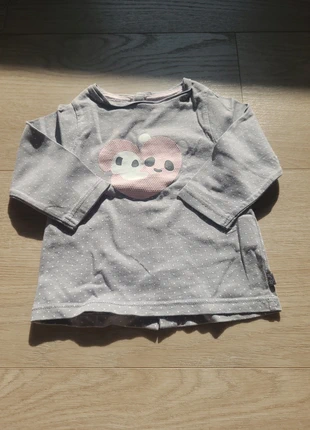 Mooi grijs shirt met lange mouwen, marque: Obaïbi, état: Très bon état, taille: 6-9 mois / 68 cm, 1,00 €, 1,75 € Protection acheteurs incluse