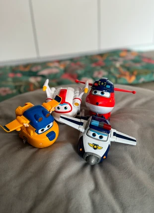 Figurines articulées Super Wings , marque: King Jouet, état: Très bon état, taille: Taille unique, 18,00 €, 19,60 € Protection acheteurs incluse