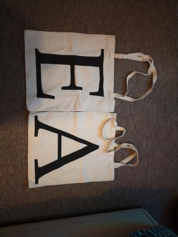 Two Primark cotton letter bags - Vinted