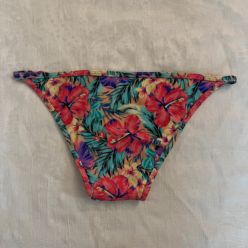 Hibiscus print bikini bottoms 5