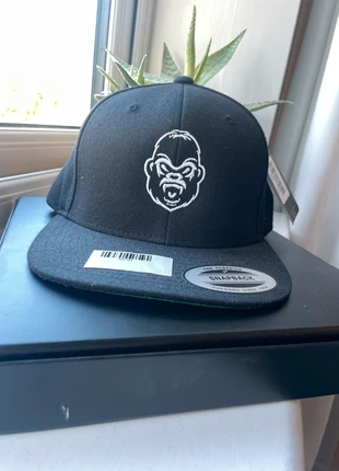 The Classics Snapback, brand: The Classics, condition: New with tags, size: One size, £20.00, £21.70 includes Buyer Protection