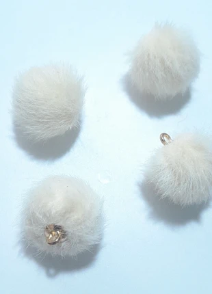Lot de 4 breloques pompom jaune crème or de 16 mm, merk: Fashion Jewelry, staat: Heel goed, € 1,49, € 2,26 inclusief Kopersbescherming