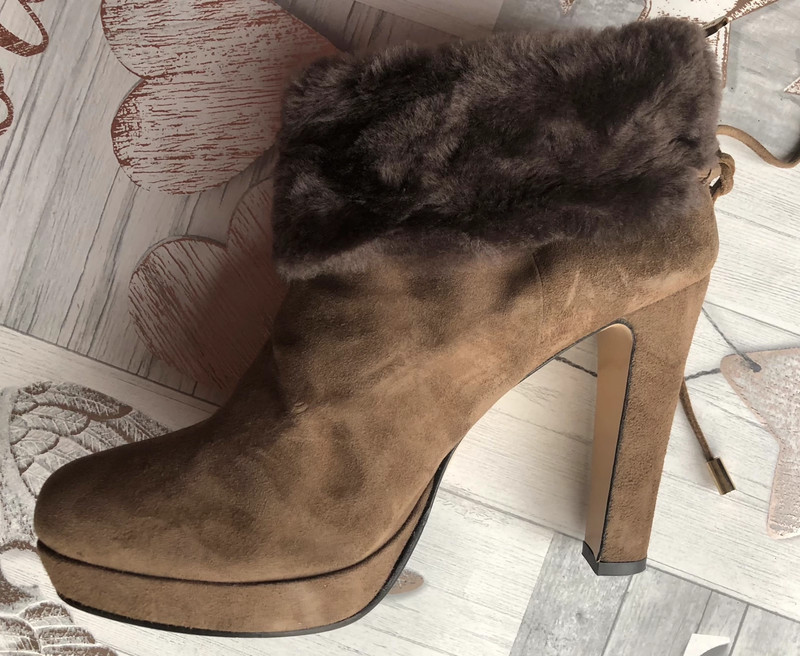 Max Mara Fur Ankle Boots Size Uk 7 Euro 40 Worn Once. - Vinted