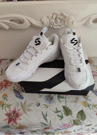 Baskets Jordan blanches – Taille 41 – Neuves, marque: Jordan, état: Neuf avec étiquette, taille: 41, 85,00 €, 89,95 € Protection acheteurs incluse