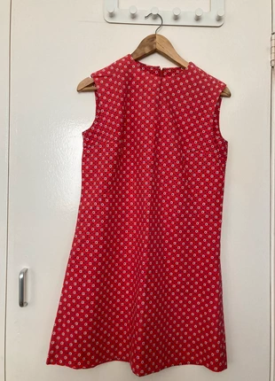 Vintage read flower dress, brand: Vintage Dressing, condition: Good, size: S / 8, £22.00, £23.80 includes Buyer Protection