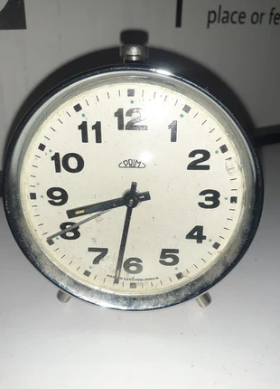 Réveil vintage pays de l'est, marque: Collection, état: Satisfaisant, 10,00 €, 11,20 € Protection acheteurs incluse