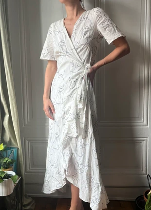 Robe Longue Blanche à Motifs, marque: NA-KD, état: Très bon état, taille: S / 36 / 8, 18,00 €, 19,60 € Protection acheteurs incluse