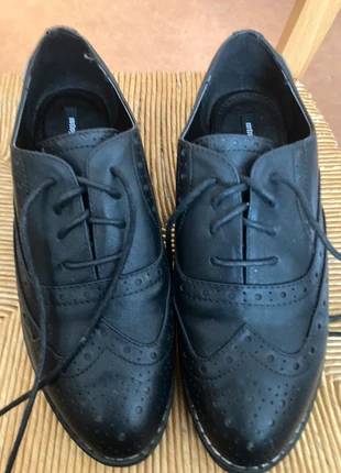 Derby , merk: Mtng, staat: Heel goed, maat: 37, € 8,00, € 9,10 inclusief Kopersbescherming