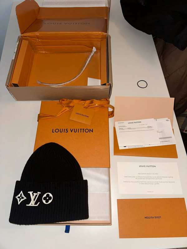 Louis Vuitton Beanie schwarz ( sold out ) - Vinted