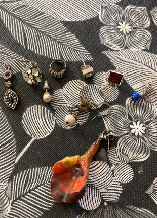 Lot de boucles d’oreille célibataires 💔, marque: Inconnu, état: Bon état, 8,00 €, 9,10 € Protection acheteurs incluse