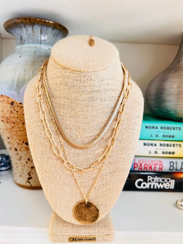 Gold Plunder necklace 2