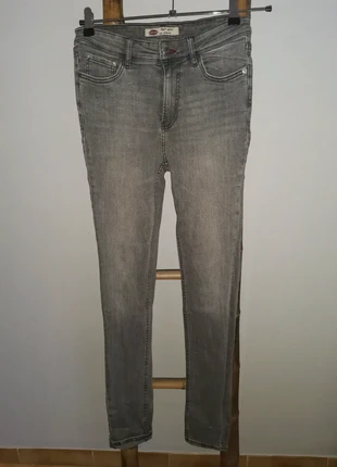 Jeans Teddy Smith , marke: Teddy Smith, zustand: Sehr gut, größe: S, 7,00 €, 8,05 € inklusive Vinted-Käuferschutz
