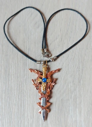 Fantasy Halskette mit Schwert & Drachen – Modeschmuck, Unisex, staat: Heel goed, € 3,50, € 4,38 inclusief Kopersbescherming