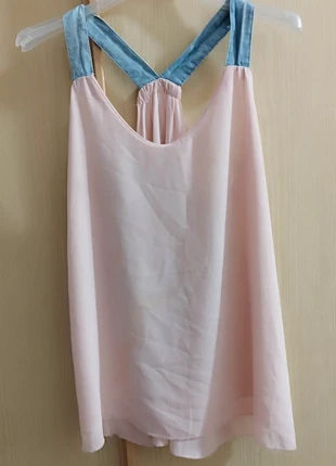 🩷Top in chiffon e spalline in jeans super trendy, brand: Vintage Dressing, condizioni: Ottime, taglia: Taglia unica, €8.99, €10.14 include la Protezione acquisti