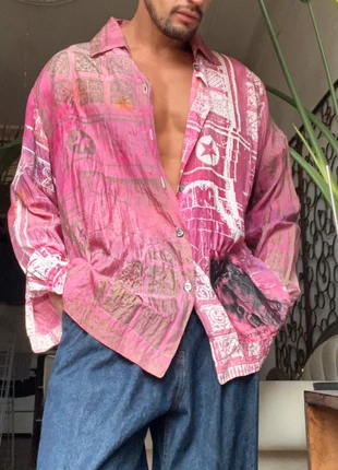 Camisa Vintage People of Labyrints 1991, marca: The people of the labyrinths, estado: Novo sem etiquetas, tamanho: Tamanho único, €350.00, €368.20 inclui Proteção do Comprador