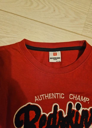 T-shirt rouge Redskins, marque: Redskins, état: Très bon état, taille: 10 ans / 140 cm, 4,00 €, 4,90 € Protection acheteurs incluse
