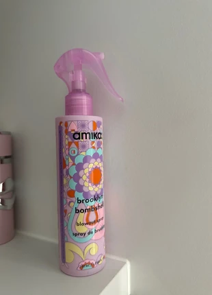 Amika brooklyn bombshell blowout spray, merk: amika, staat: Nieuw met prijskaartje, € 20,00, € 21,70 inclusief Kopersbescherming