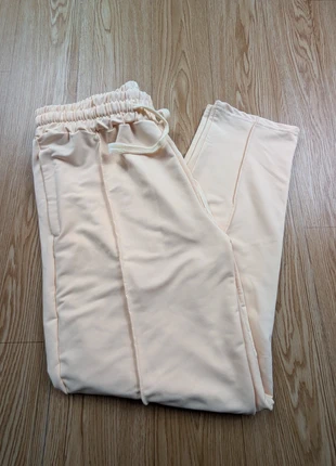 Pantalon casual beige taille M en très bon état paf41, brand: Beige, condition: Very good, size: M / 38 / 10, €3.99, €4.89 includes Buyer Protection