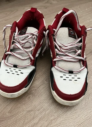 Sneakers, merk: O'Neill, staat: Goed, maat: 40, € 10,00, € 11,20 inclusief Kopersbescherming